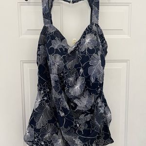 Women’s plus swim suit/dress. Navy/white 1-pc. Built in panties/bra. 30w.